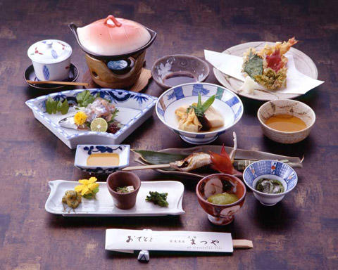 吉野・万葉の里で学んで食す　“宮滝温泉湯元まつや”で旬の鮎会席　〜吉野の食文化と歴史④〜